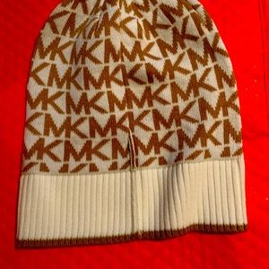 New MK beanie never worn! Cash offers only!